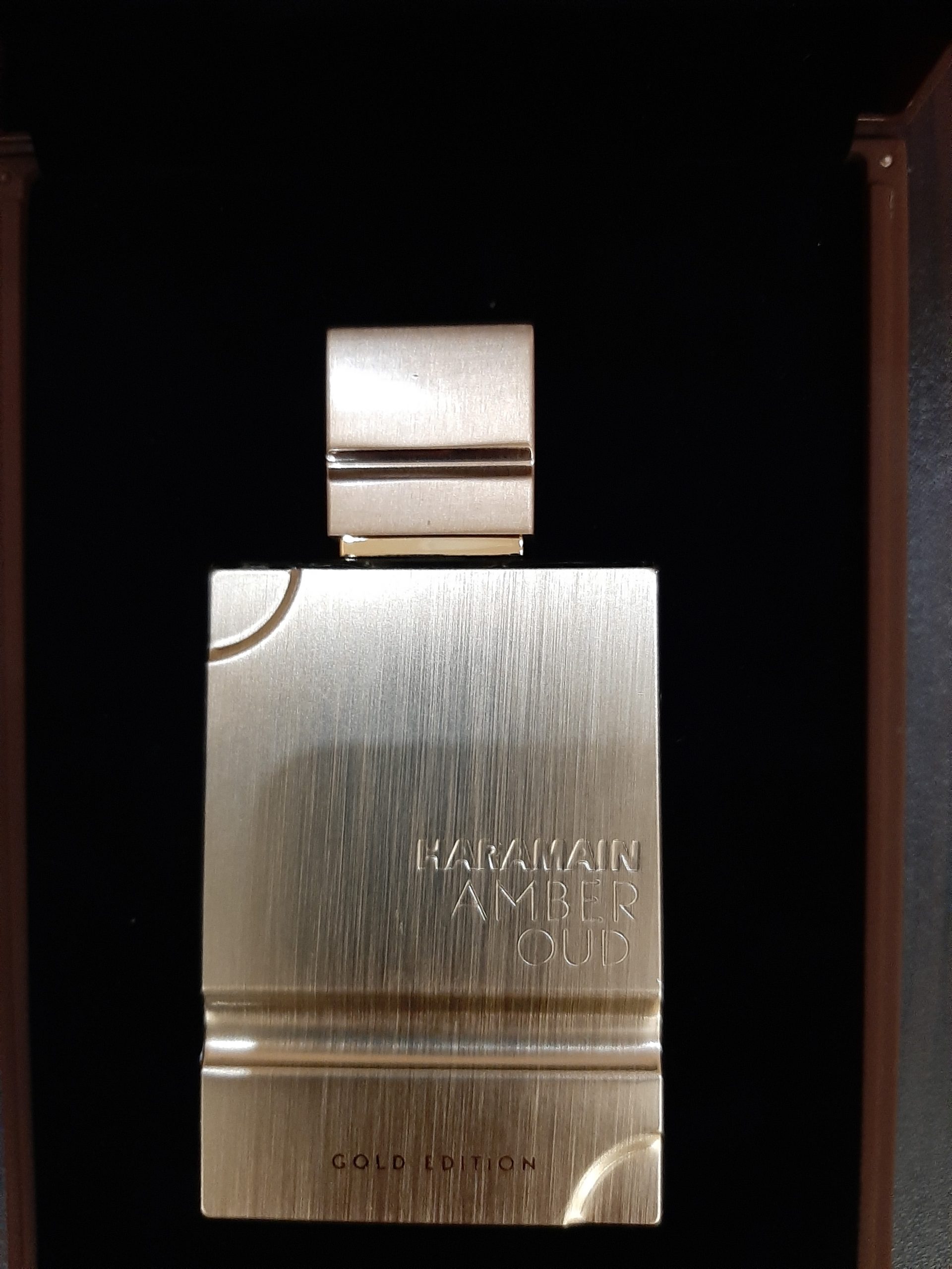 Al haramain amber oud gold edition. Аль Харамейн Амбер уд Голд эдишн. Haramain Amber oud Gold Edition. Al Haramain Amber oud Gold. Парфюм Haramain Amber oud.